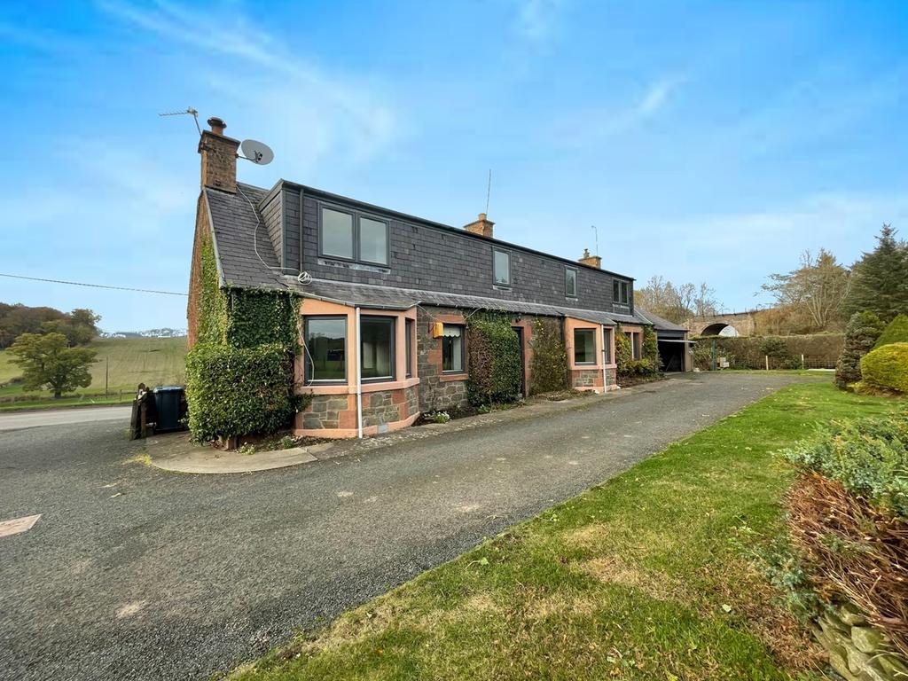 St Boswells, Melrose, TD6 3 bed cottage £825 pcm (£190 pw)