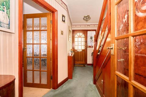 3 bedroom semi-detached house for sale - Elmer Gardens, Isleworth, TW7