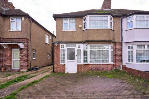14 Westwick Gardens, Hounslow, TW4 6LW