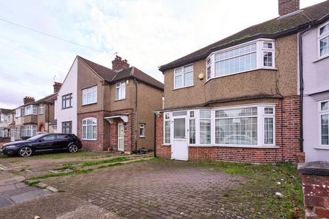 14 Westwick Gardens, Hounslow, TW4 6LW