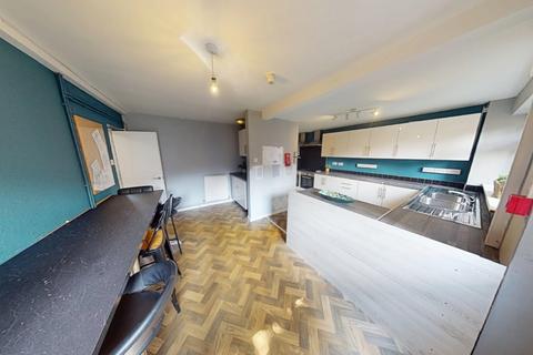 8 bedroom terraced house to rent, 5 Weston Avenue, Arboretum, Nottingham, NG7 4BA