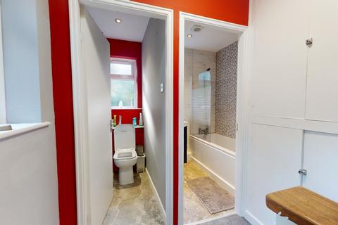 8 bedroom terraced house to rent, 5 Weston Avenue, Arboretum, Nottingham, NG7 4BA