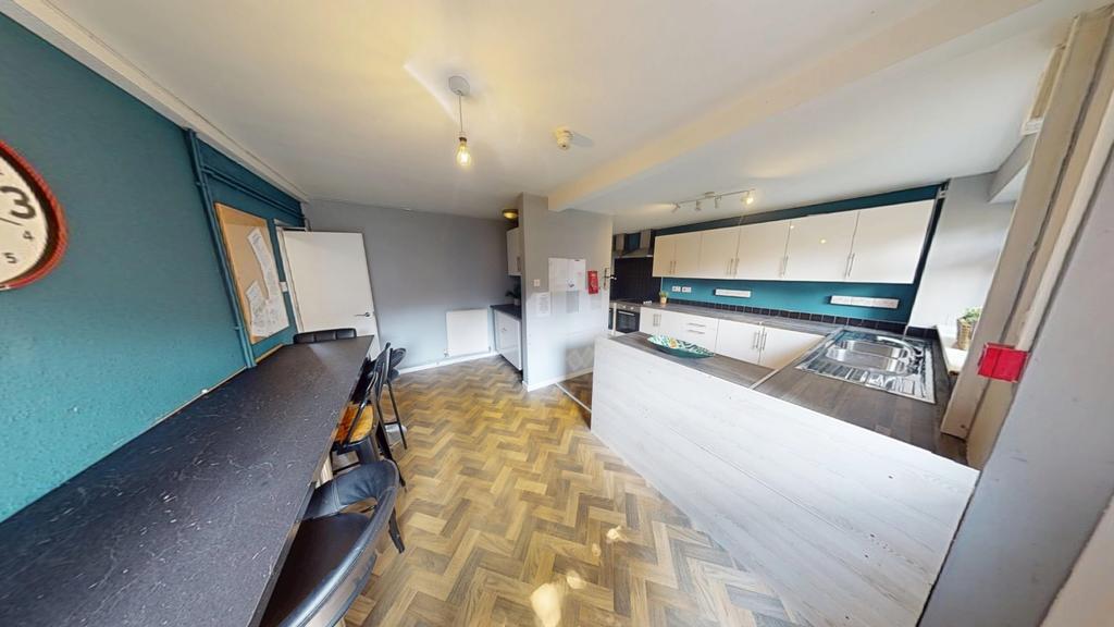5-6-Weston-Avenue-06122025 172212
