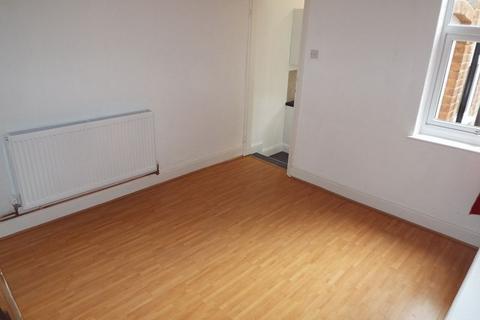 2 bedroom terraced house to rent - Gleave Road, Selly Oak, Birmingham, B29 6JW