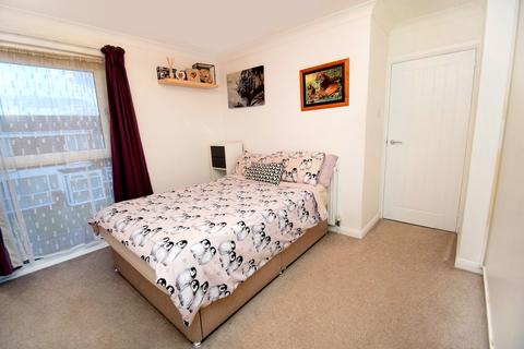 3 bedroom terraced house for sale - Collet Walk, Parkwood, Rainham, ME8