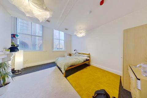 6 bedroom flat to rent, 13A Victoria Street, City centre