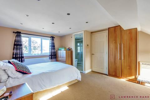 2 bedroom maisonette for sale - Eastcote Lane, Harrow, Middlesex, HA2