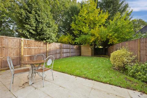 4 bedroom end of terrace house to rent, Rythe Close, Claygate, Esher, Surrey, KT10