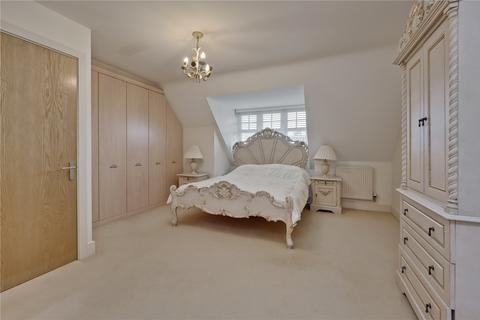 4 bedroom end of terrace house to rent, Rythe Close, Claygate, Esher, Surrey, KT10