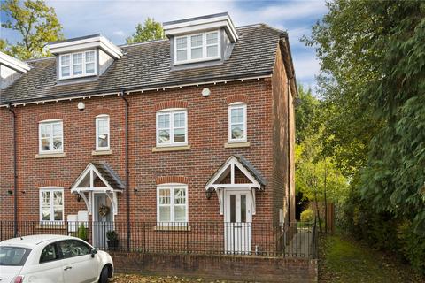 4 bedroom end of terrace house to rent, Rythe Close, Claygate, Esher, Surrey, KT10