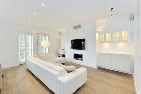 3 bedroom apartment to rent, Fitzjohn's Avenue, Hampstead, London, NW3