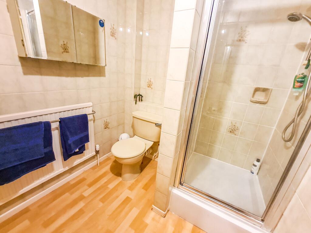 En-suite bathroom