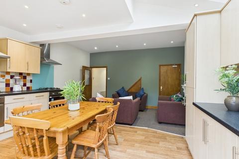 6 bedroom terraced house to rent, Cambridge Street
