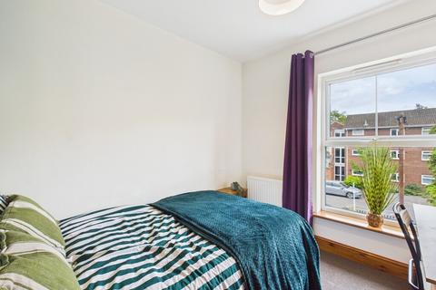 5 bedroom terraced house to rent, Old Palace Road