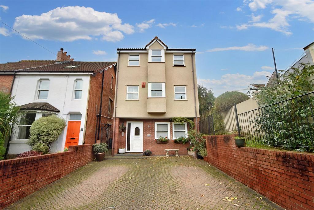 Heywood Road, Pill 4 bed townhouse £435,000