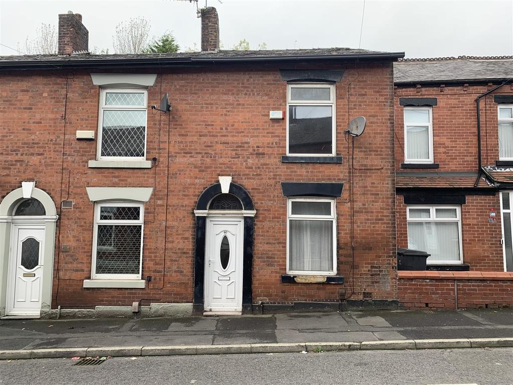 Turner Street, Lees, Oldham 2 bed terraced house for sale £100,000