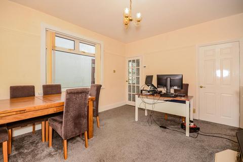 306 Meadow Head, Sheffield, S8 7UJ