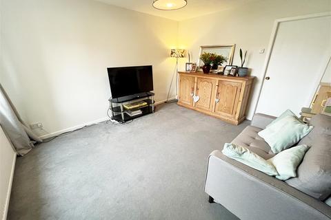 51b Turnberry Drive, Wilmslow, SK9 2QW