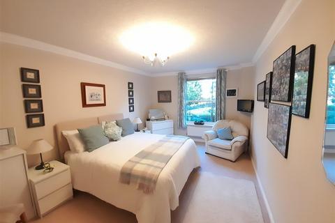 53 Beach Crescent, Littlehampton, BN17 5NT