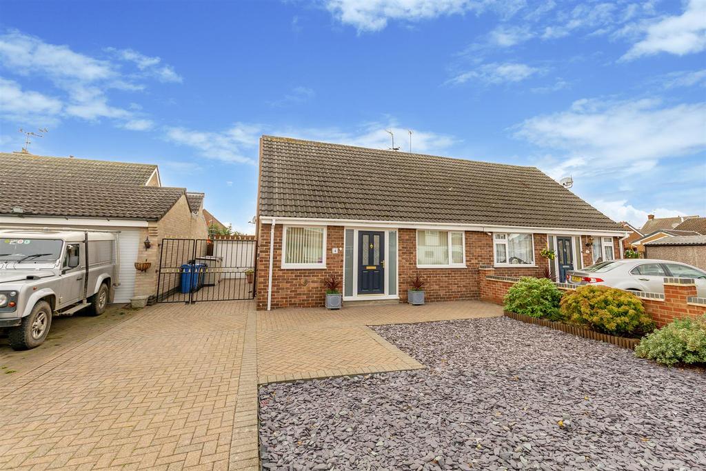 Quorndon Crescent, Long Eaton 3 bed semidetached bungalow £249,995