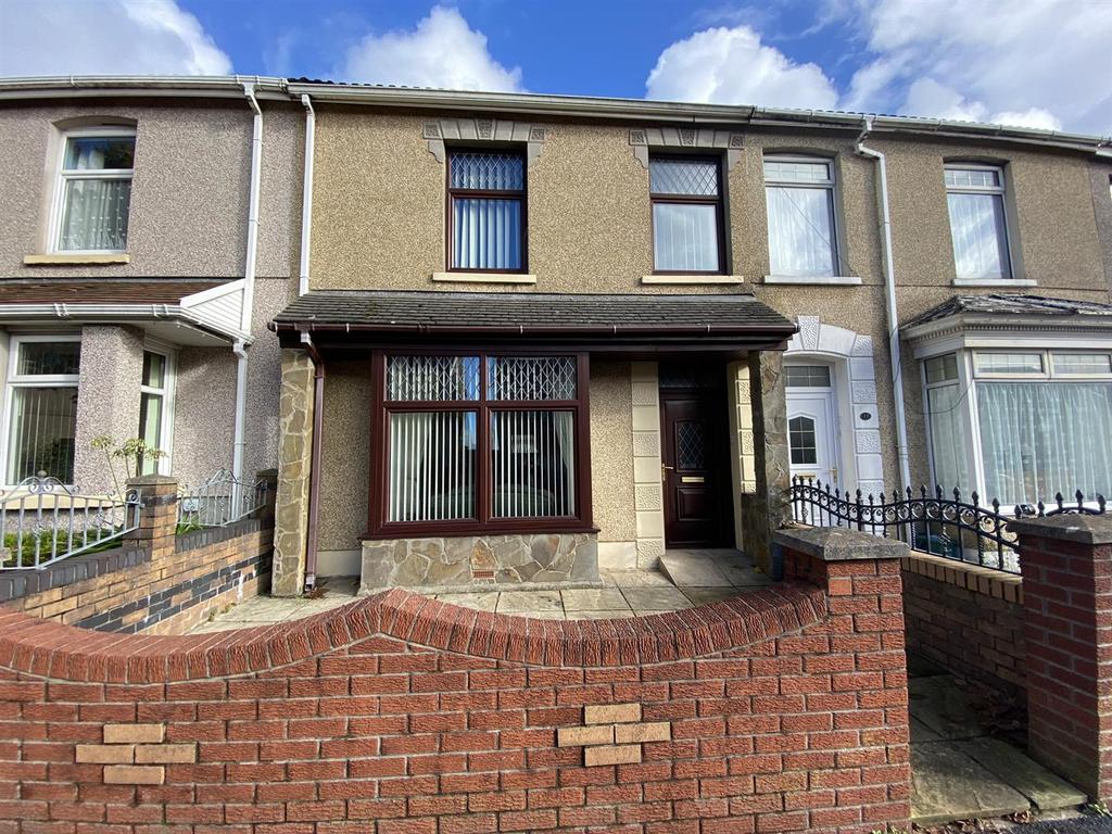 King Avenue, Llanelli 3 bed terraced house £159,950