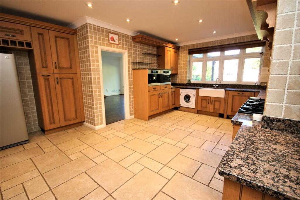 Fitted kitchen/diner: pic. 4