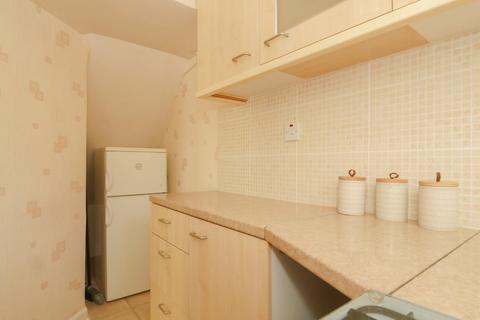 6 Ashby View, Leeds, LS13 3AG