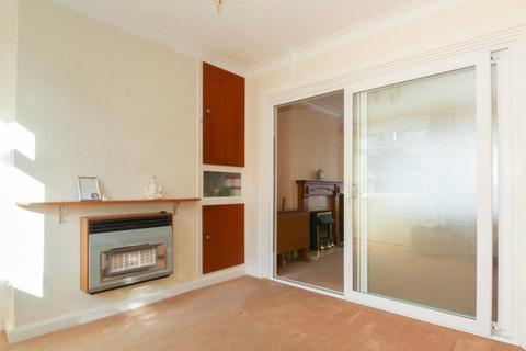 6 Ashby View, Leeds, LS13 3AG