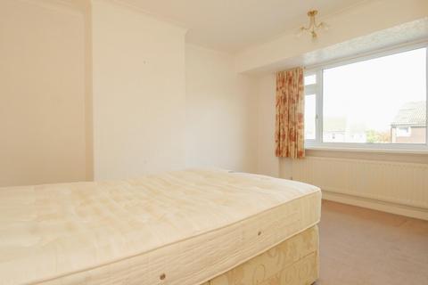 6 Ashby View, Leeds, LS13 3AG