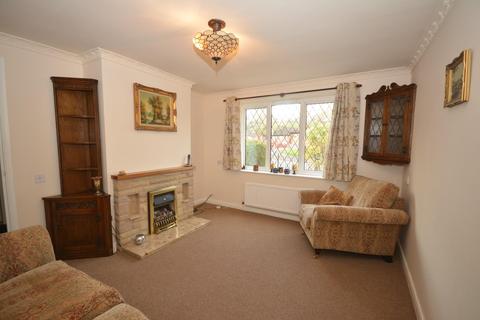 3 bedroom semi-detached bungalow for sale - School Lane, Arkwright Town, Chesterfield, S44 5BZ