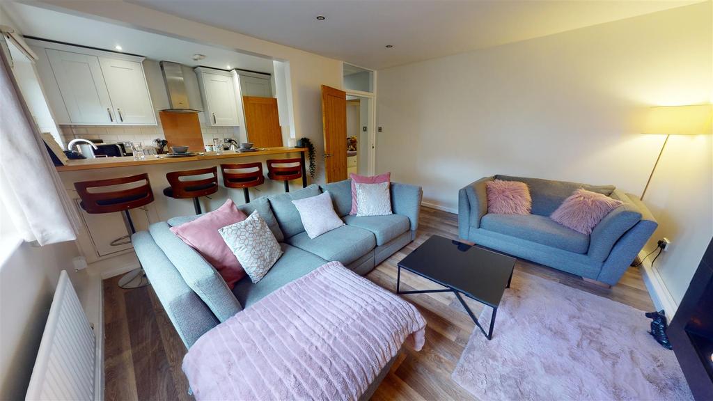 Living/dining room