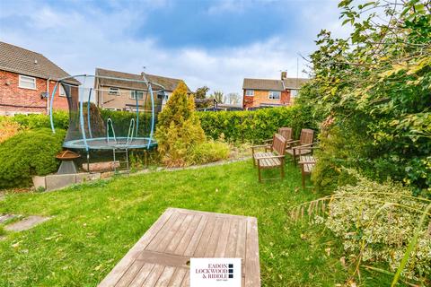 5 Cavendish Close, Rotherham, S65 3HW