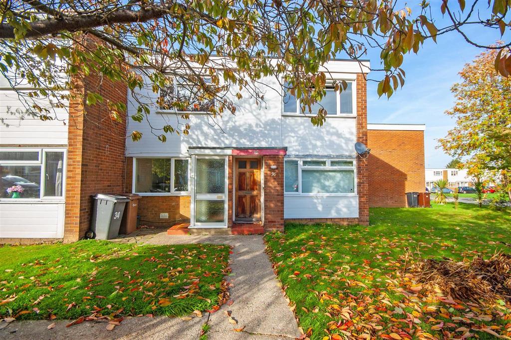 Tamar Rise, Springfield, Chelmsford 2 bed for sale £220,000