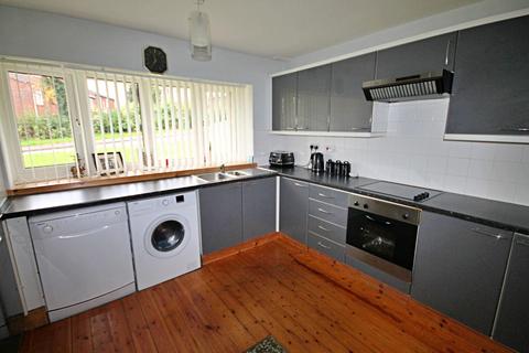 56 Spruce, Amington, Tamworth, B77 4ES