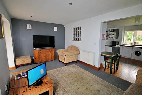 56 Spruce, Amington, Tamworth, B77 4ES