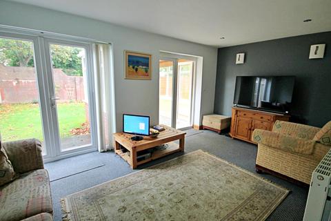 56 Spruce, Amington, Tamworth, B77 4ES