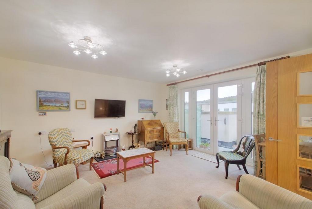 8526486-interior03 (Medium).jpg