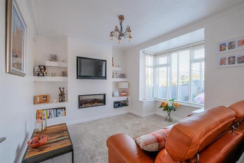 437 Halifax Road, Brighouse, HD6 2PE