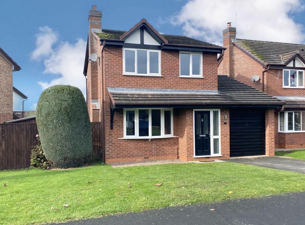 Thomas Avenue, Stone 3 bed detached house £335,000