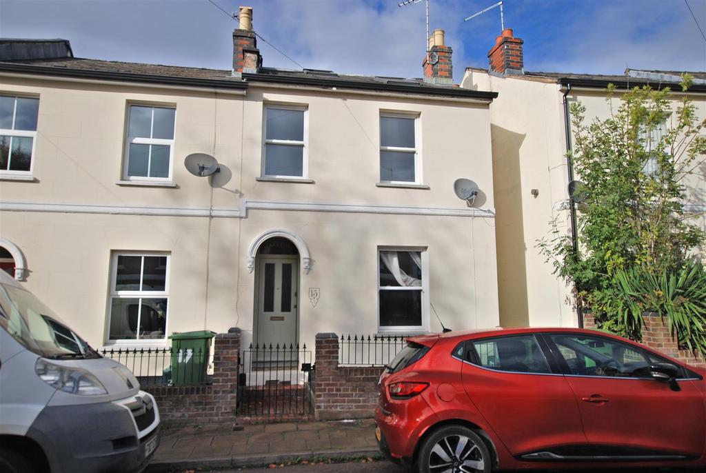 Great Western Road, Cheltenham 3 bed end of terrace house £1,500 pcm