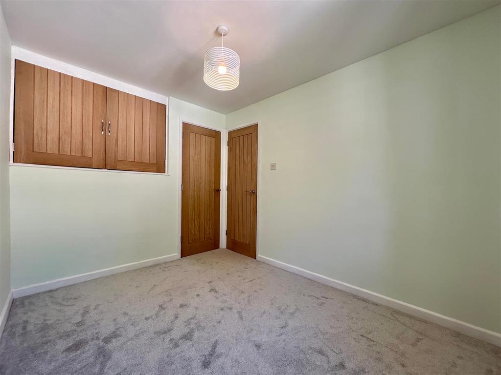 55 Elm Road 11.JPG