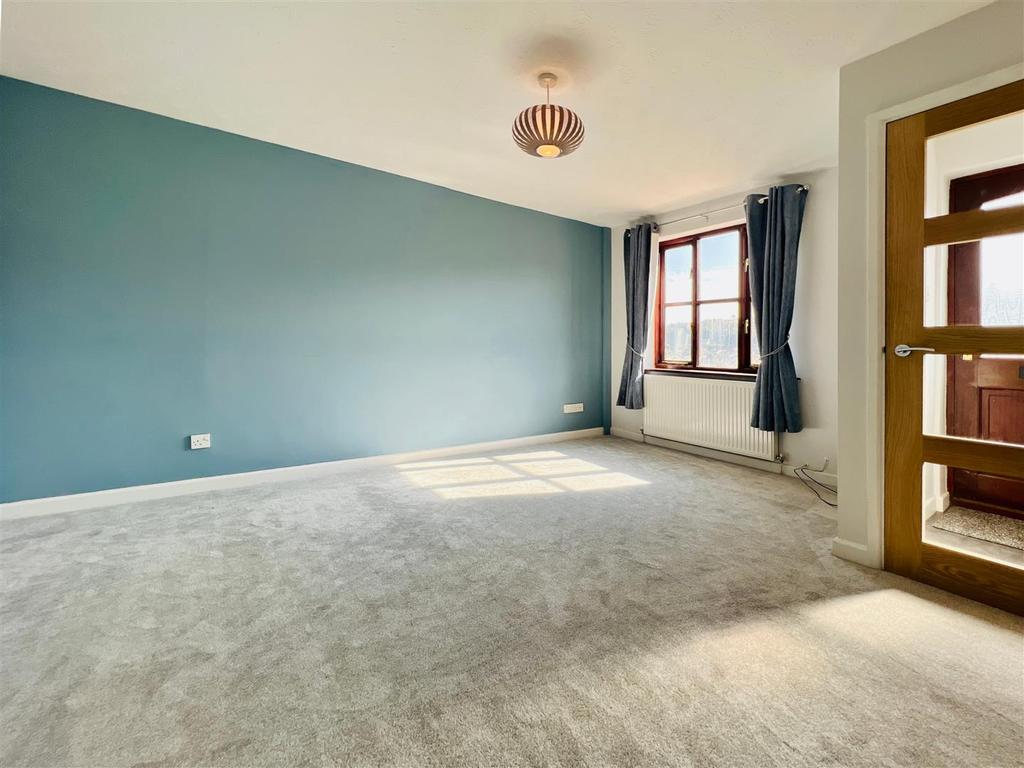 55 Elm Road 14.JPG