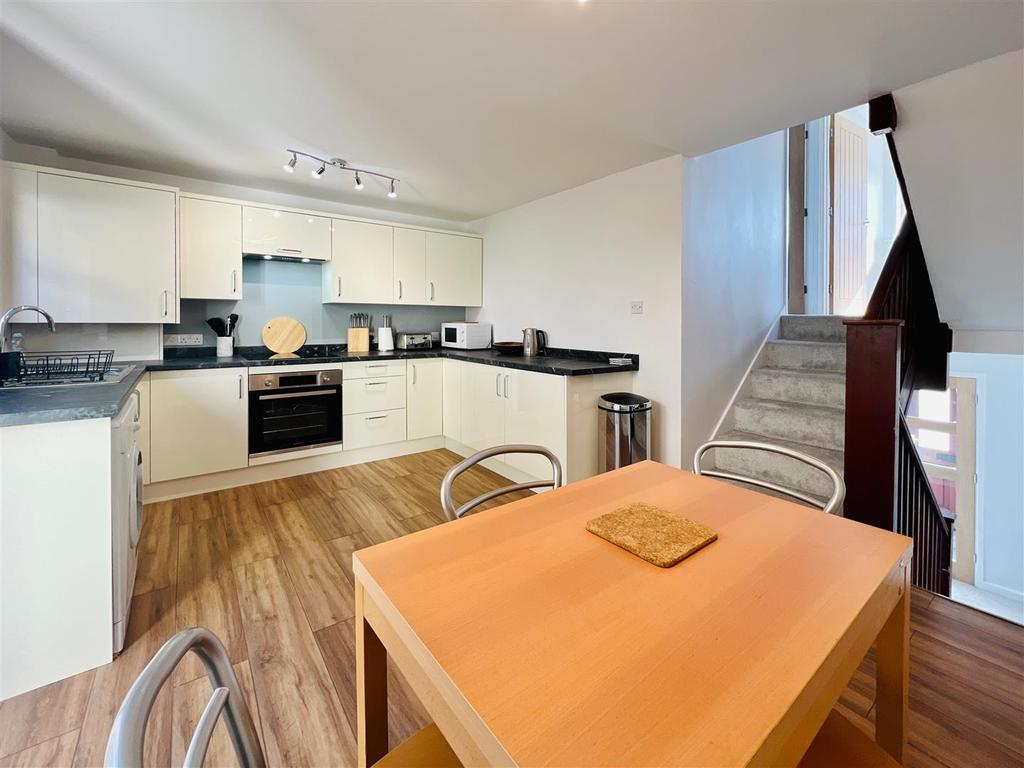 55 Elm Road 17.JPG