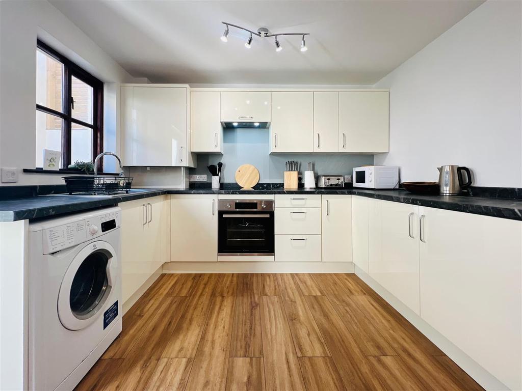 55 Elm Road 6.JPG
