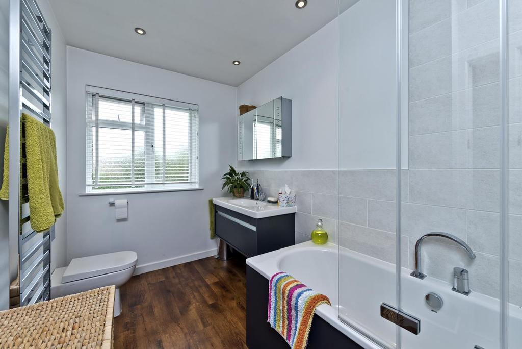 2 Merrow Rd 0087.jpg