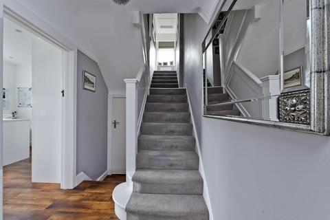 2 Merrow Road, Sutton, SM2 7LU
