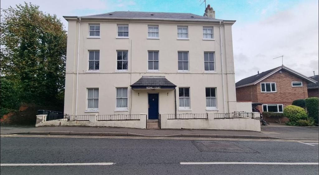 Redhill, Oldswinford, Stourbridge 1 bed flat £650 pcm (£150 pw)