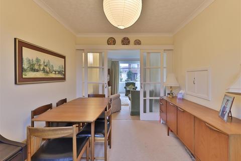 75 Dringthorpe Road, York, YO24 1LF