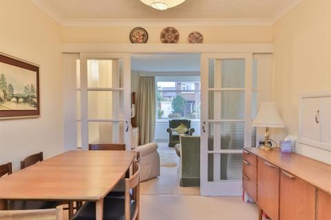 75 Dringthorpe Road, York, YO24 1LF
