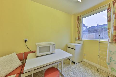 75 Dringthorpe Road, York, YO24 1LF